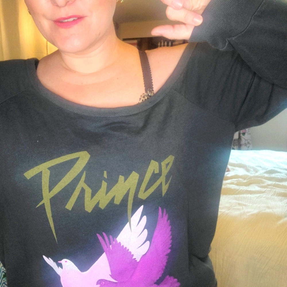 Prince☔ off the shoulder sweatshirt